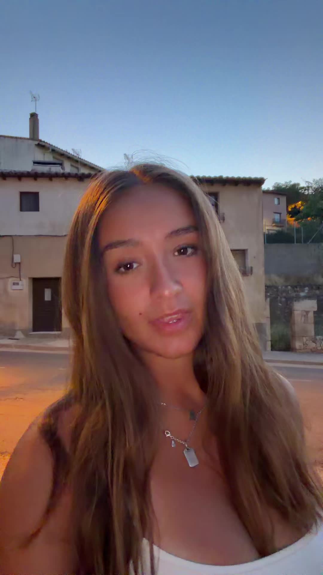 @laretaa