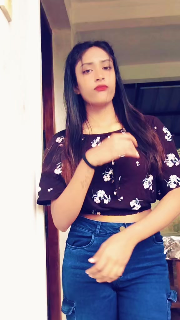 @Kavi Girl (කවී)💋