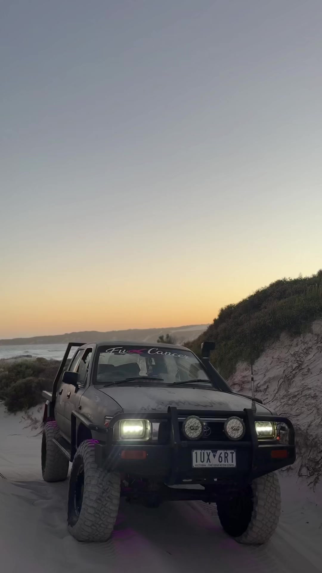 @1UX106