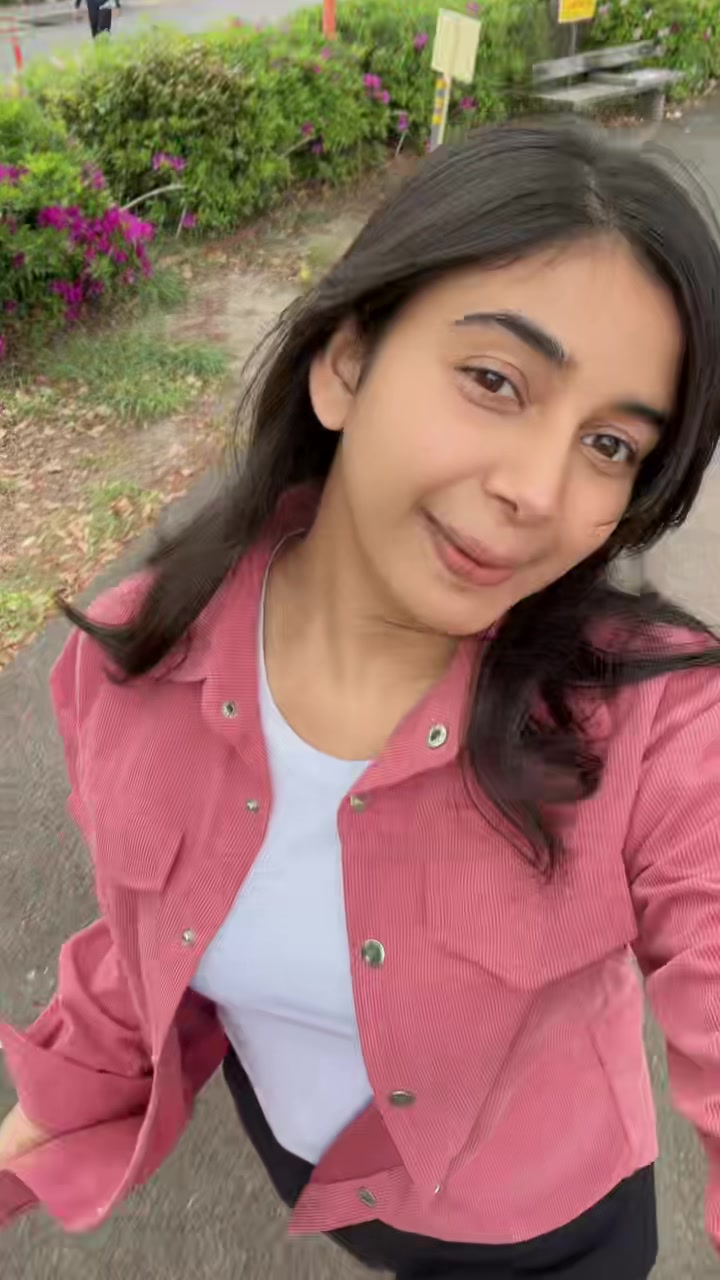 @SAPNA 🖤💫
