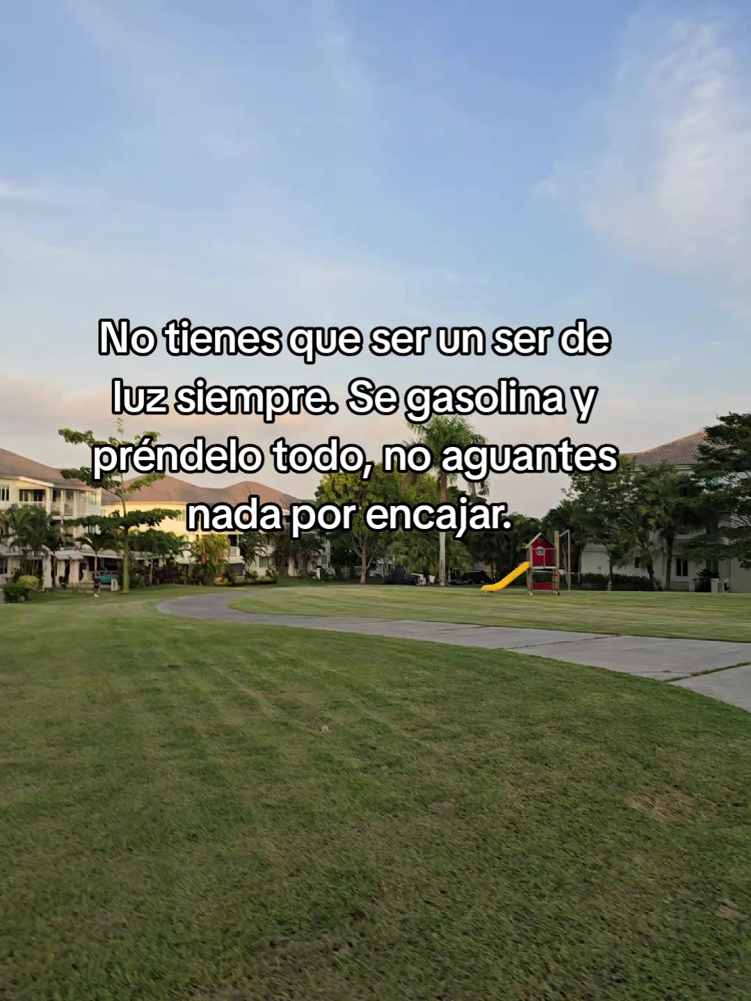 @Mary Escalante💫