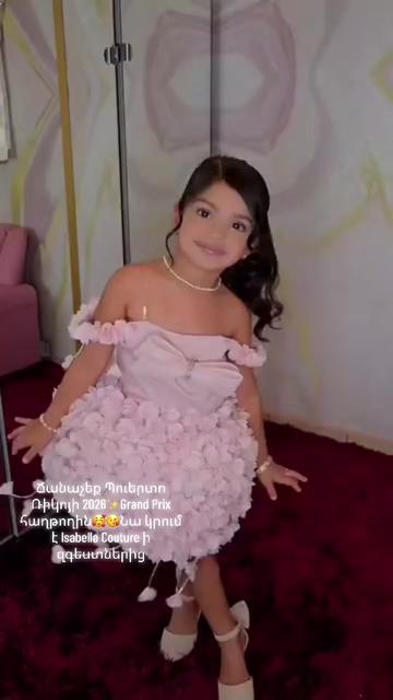@Isabella Couture