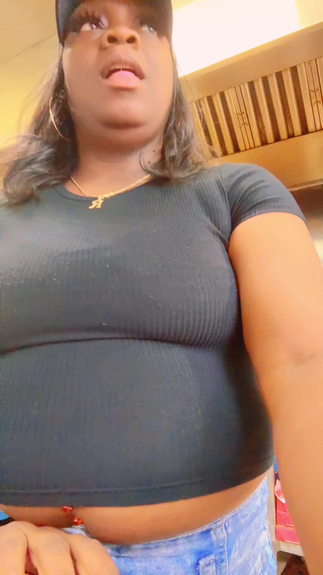 @CeceMfknRobb💜🌈😘
