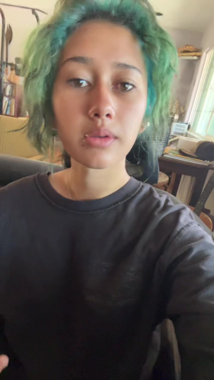 @Nina