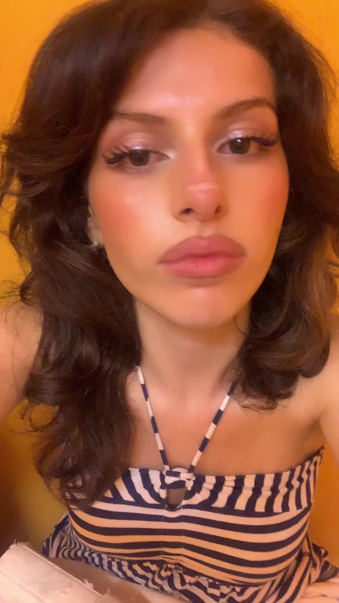 @Mina
