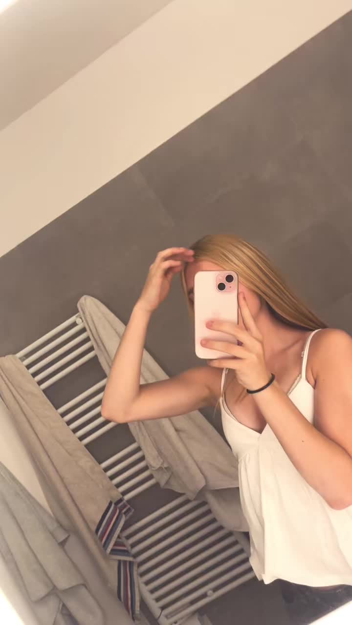 @julia