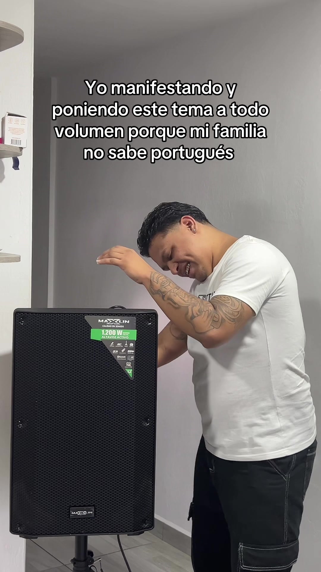 @ROBERTINO&bull;👻