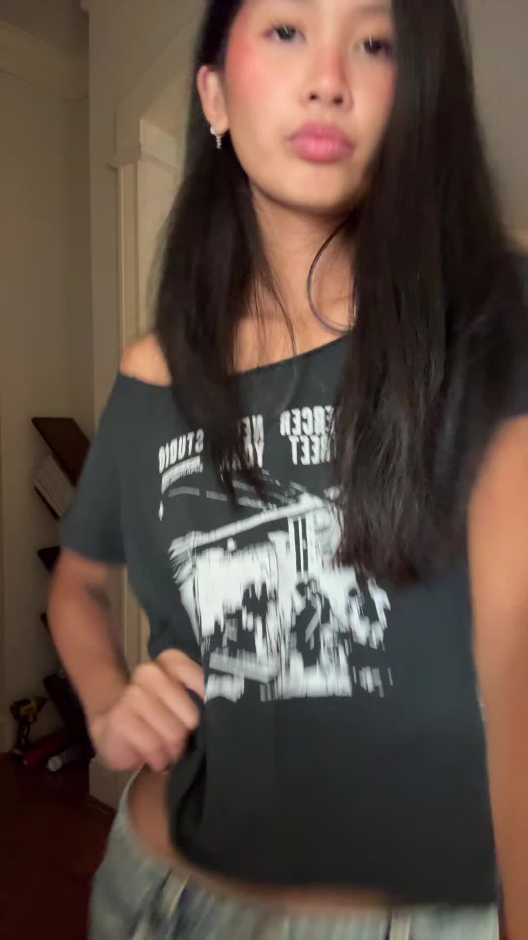 @Angela