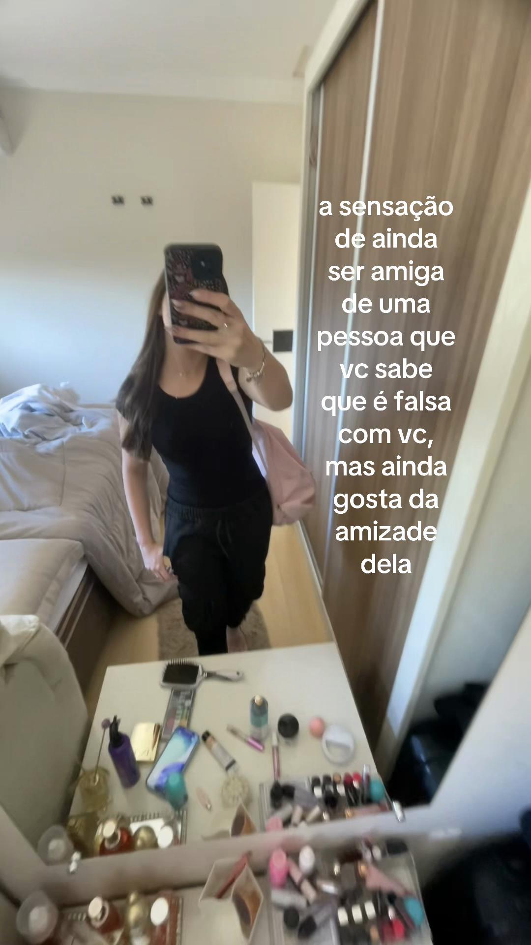 @lauraa