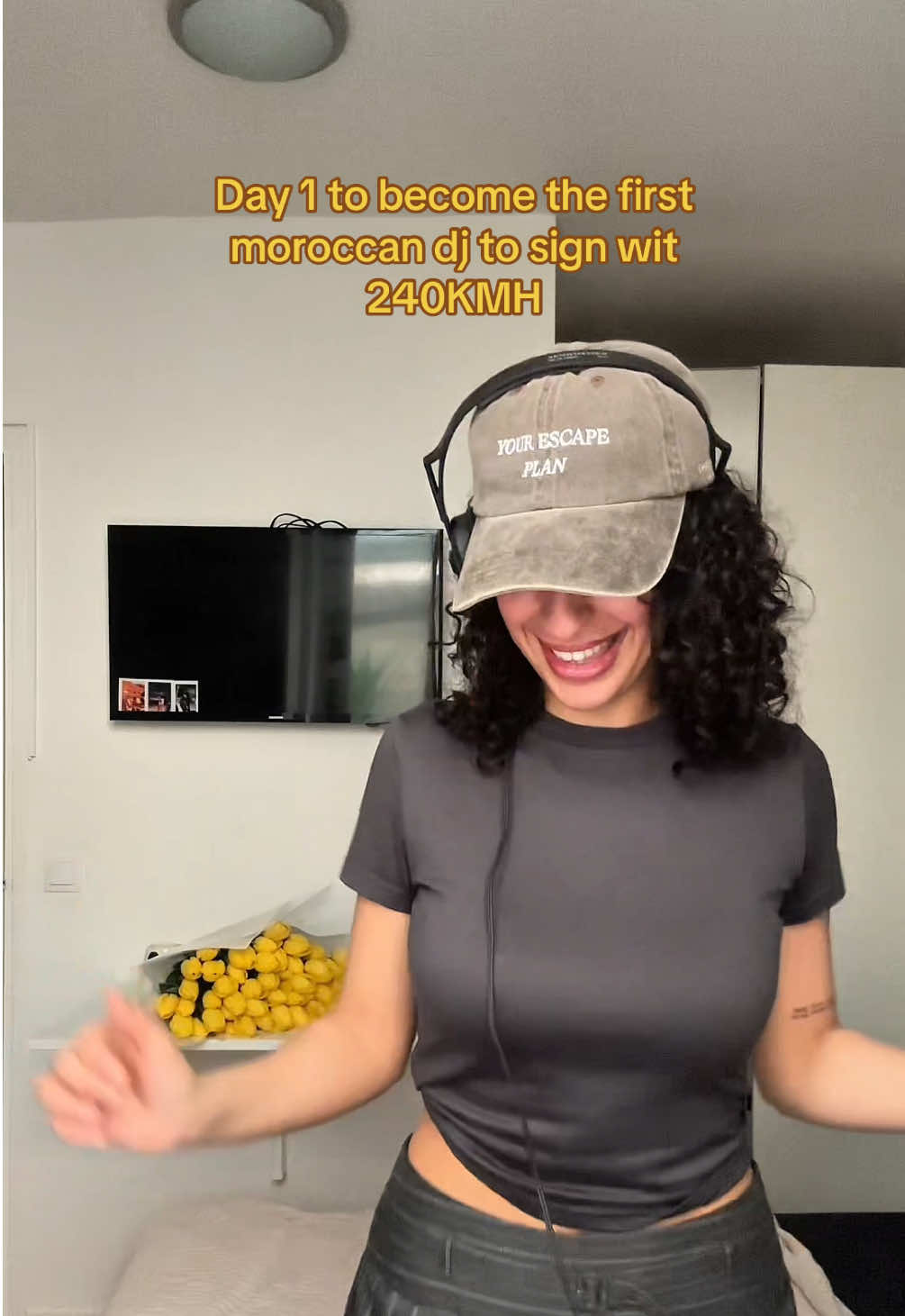 @whosmiima