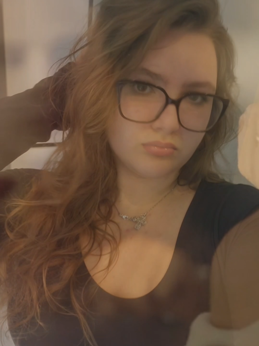 @𝓚𝓪𝓻𝓸🦢