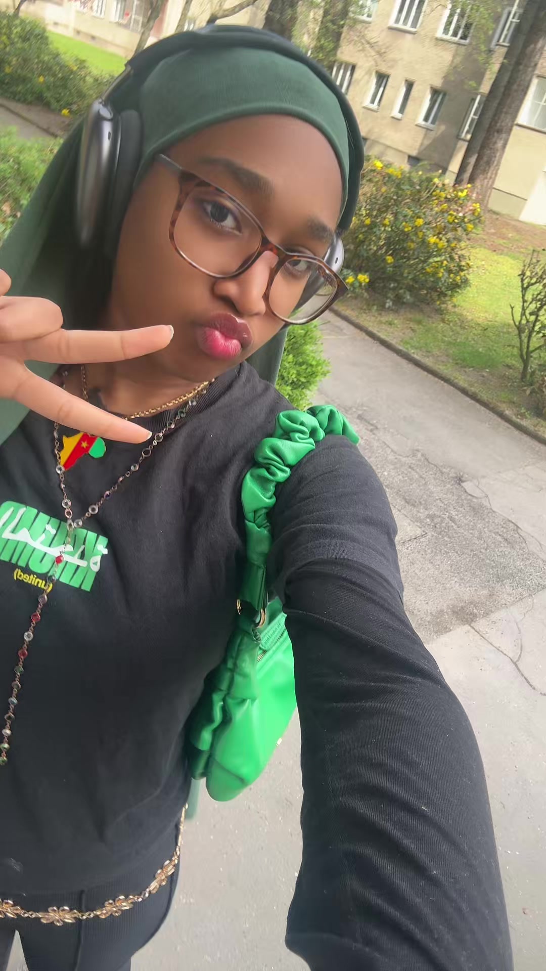 @SH&Eacute;RIBERRY