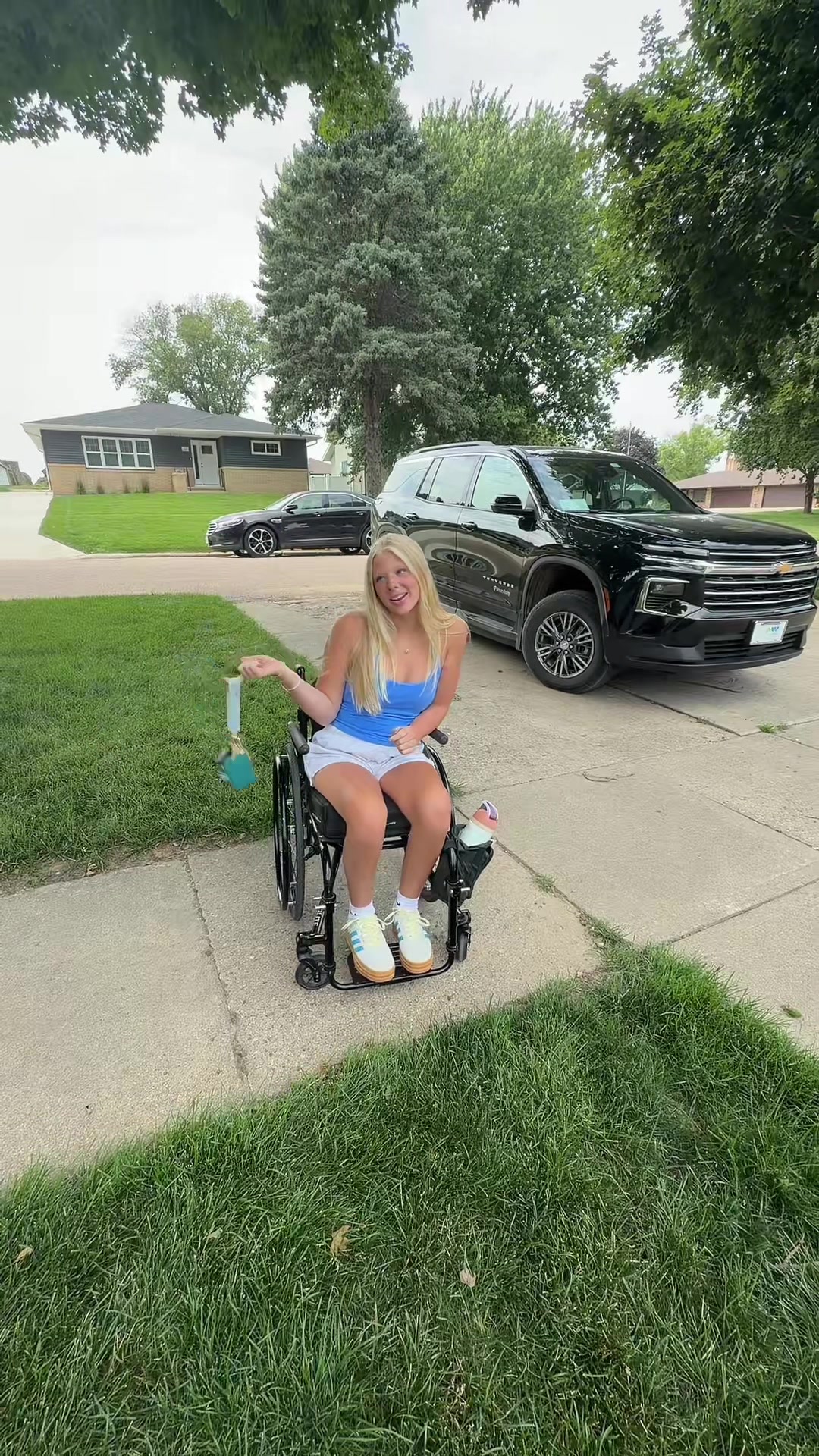 @brielleschorg
