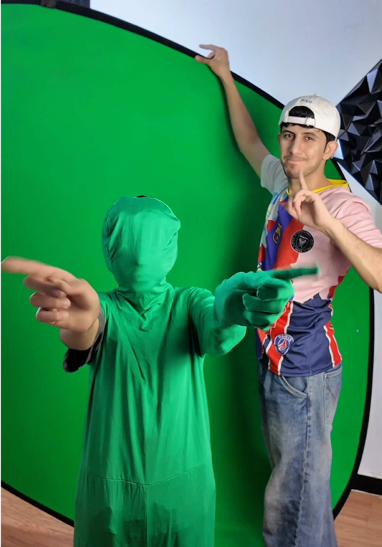 @عباس بيسو