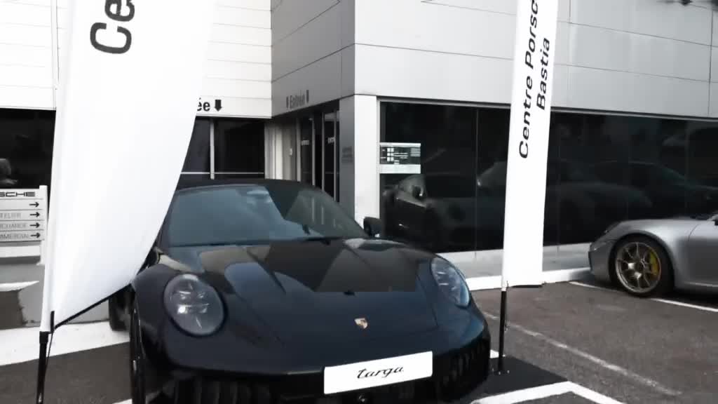 @Centre Porsche Bastia