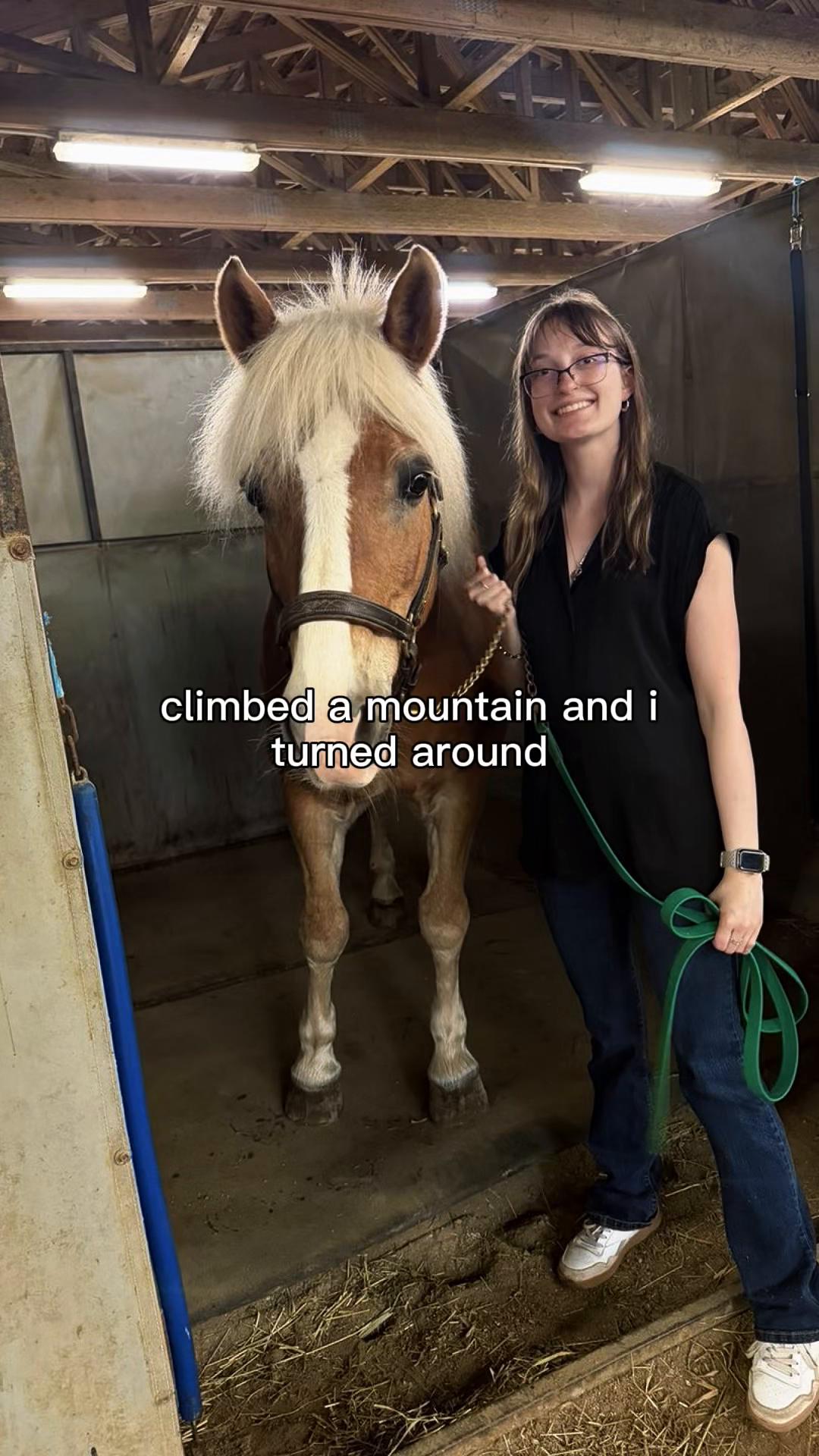 @🌻Kaitlyn C. Dudycz🐴