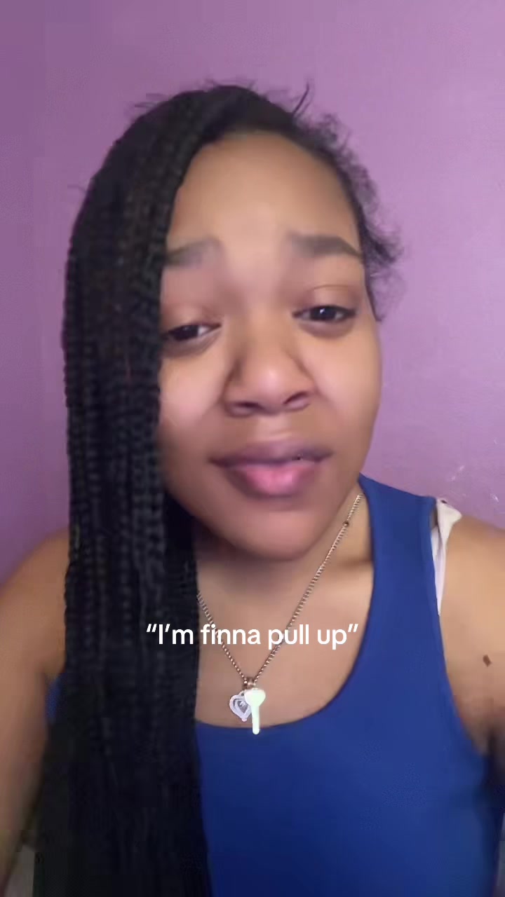 @shesosociallyawkward