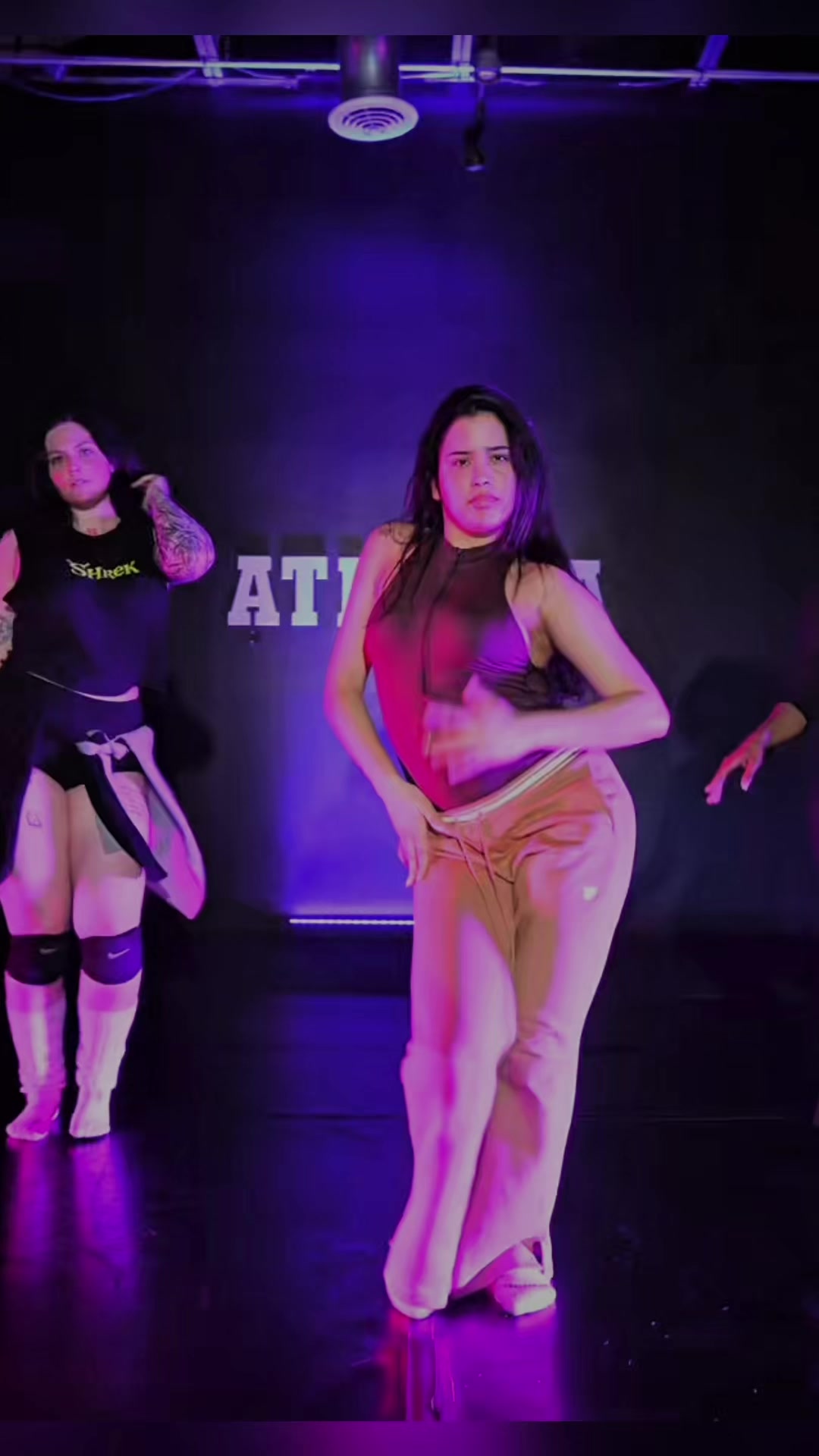 @Valentina