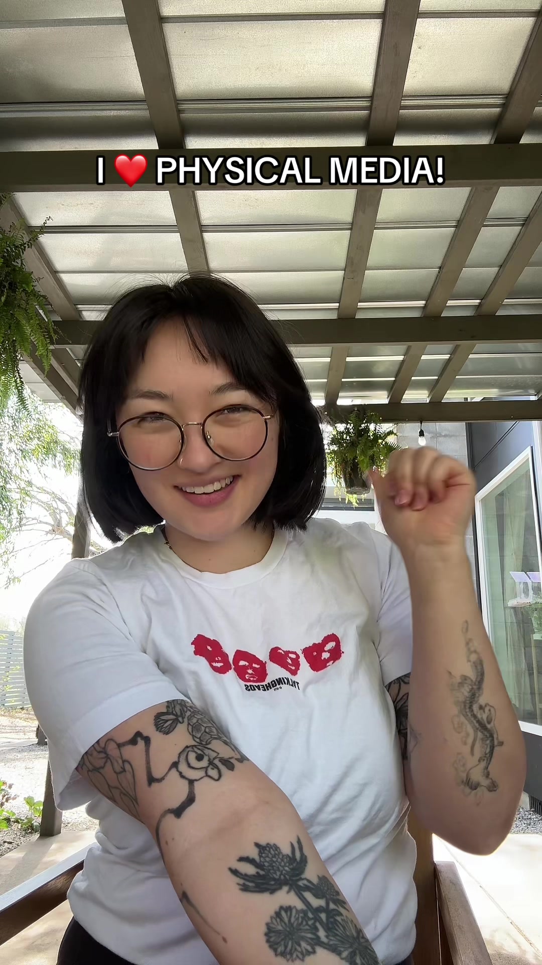 @mxmtoon