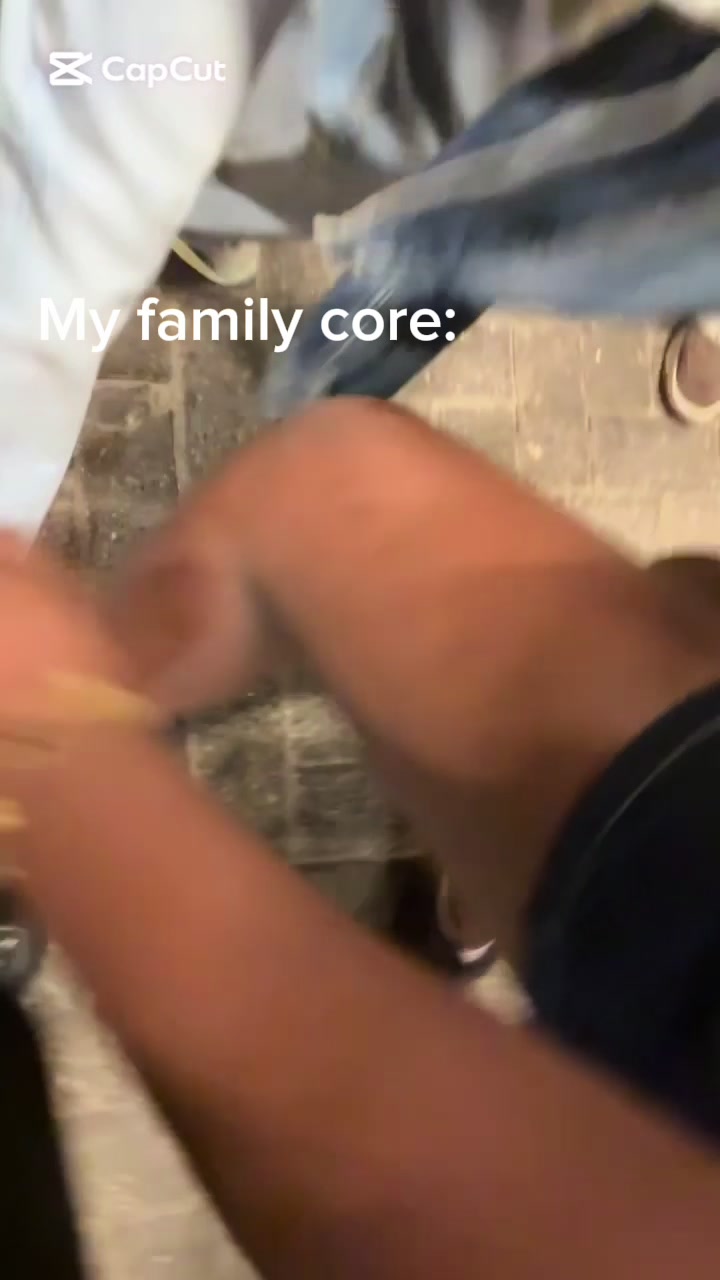 @kiki2damax