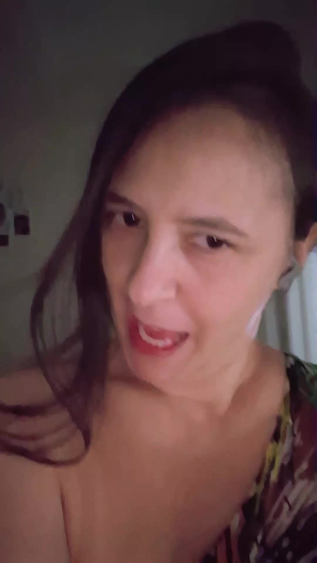 @Elisa