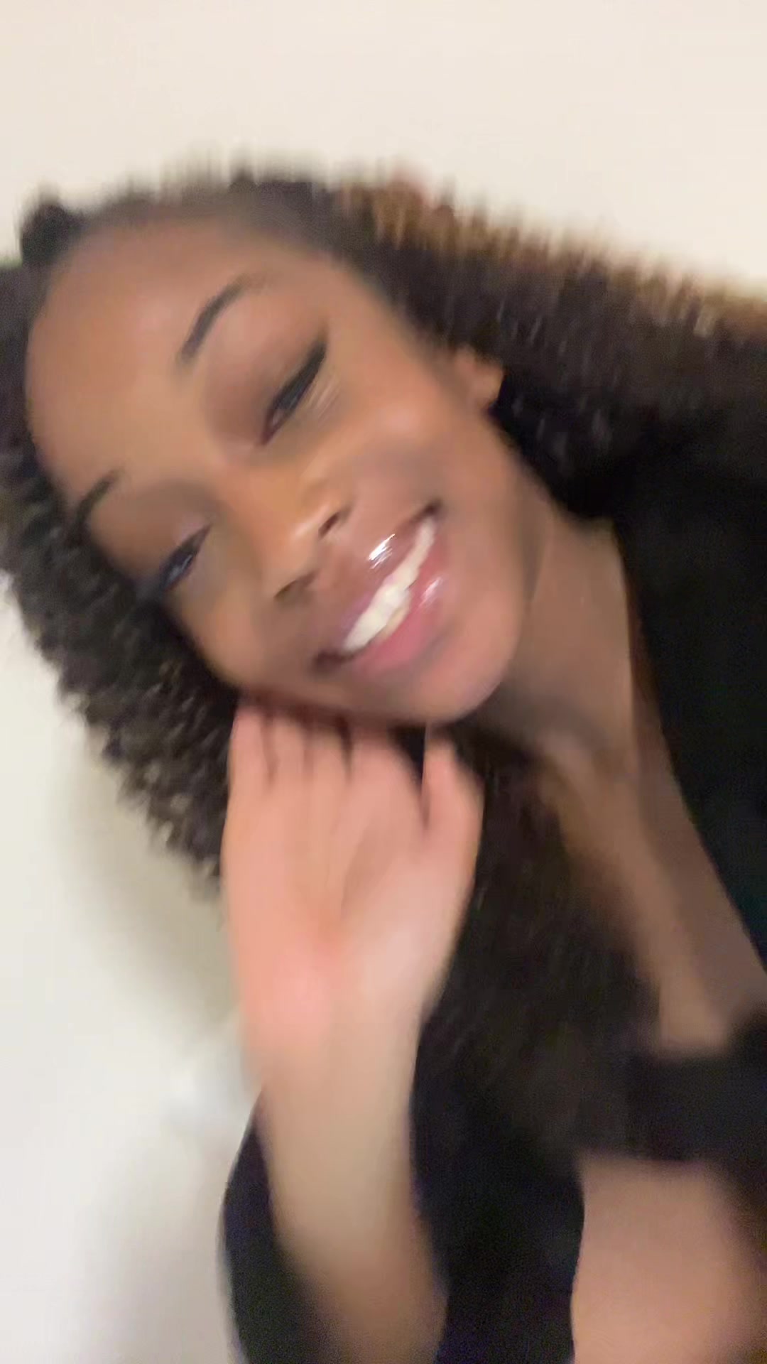 @👰🏾&zwj;♀️