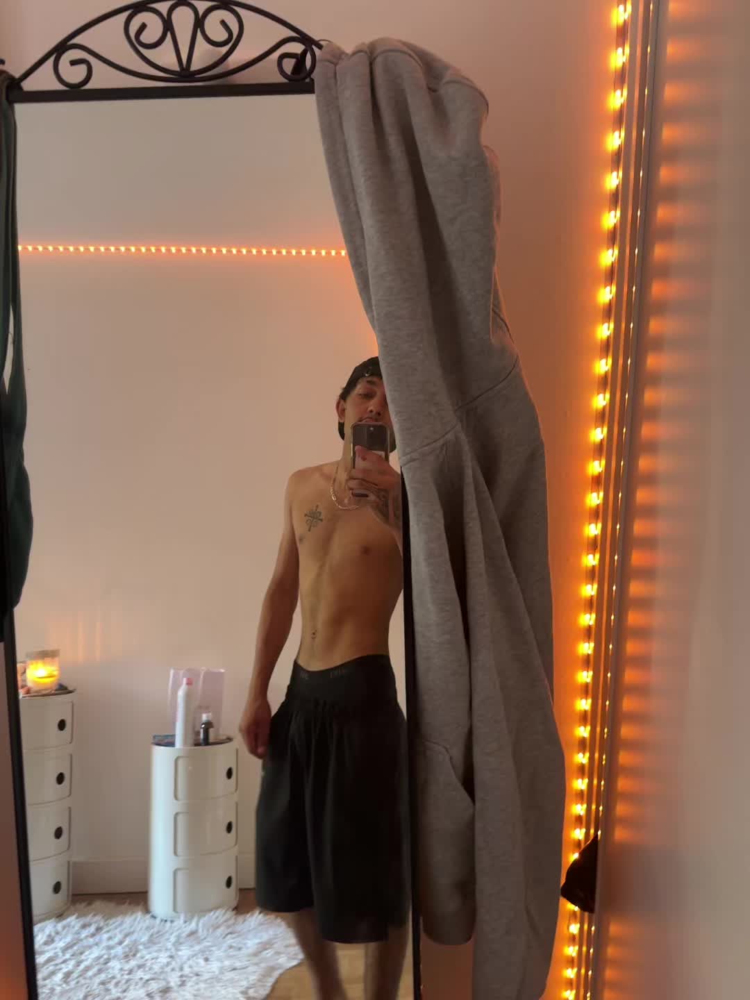 @E N V Y