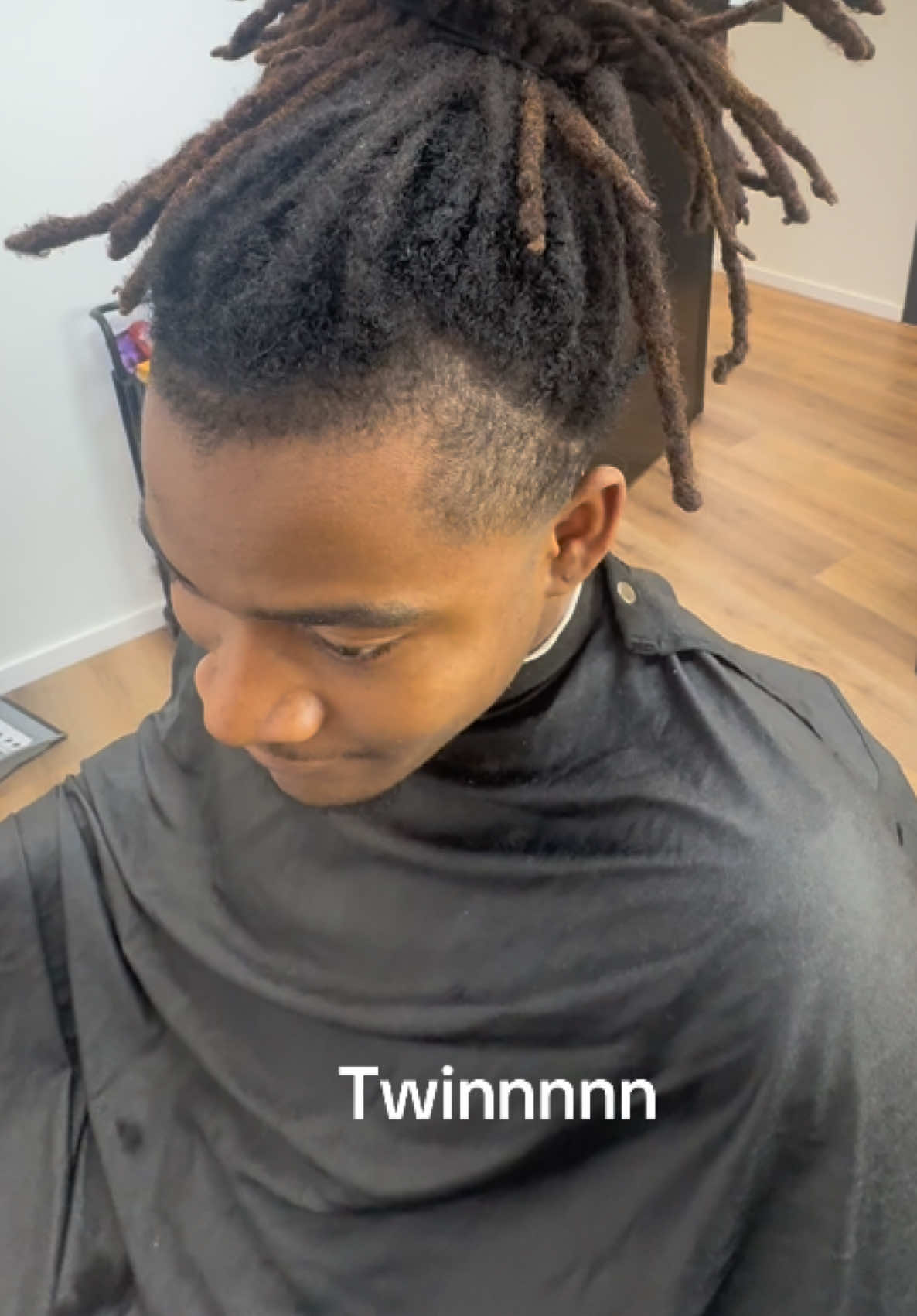 @MsTytaniumCuts