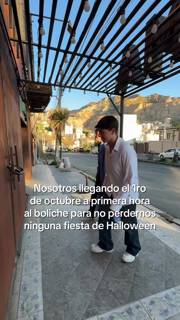 @Mama Bolivian Nights