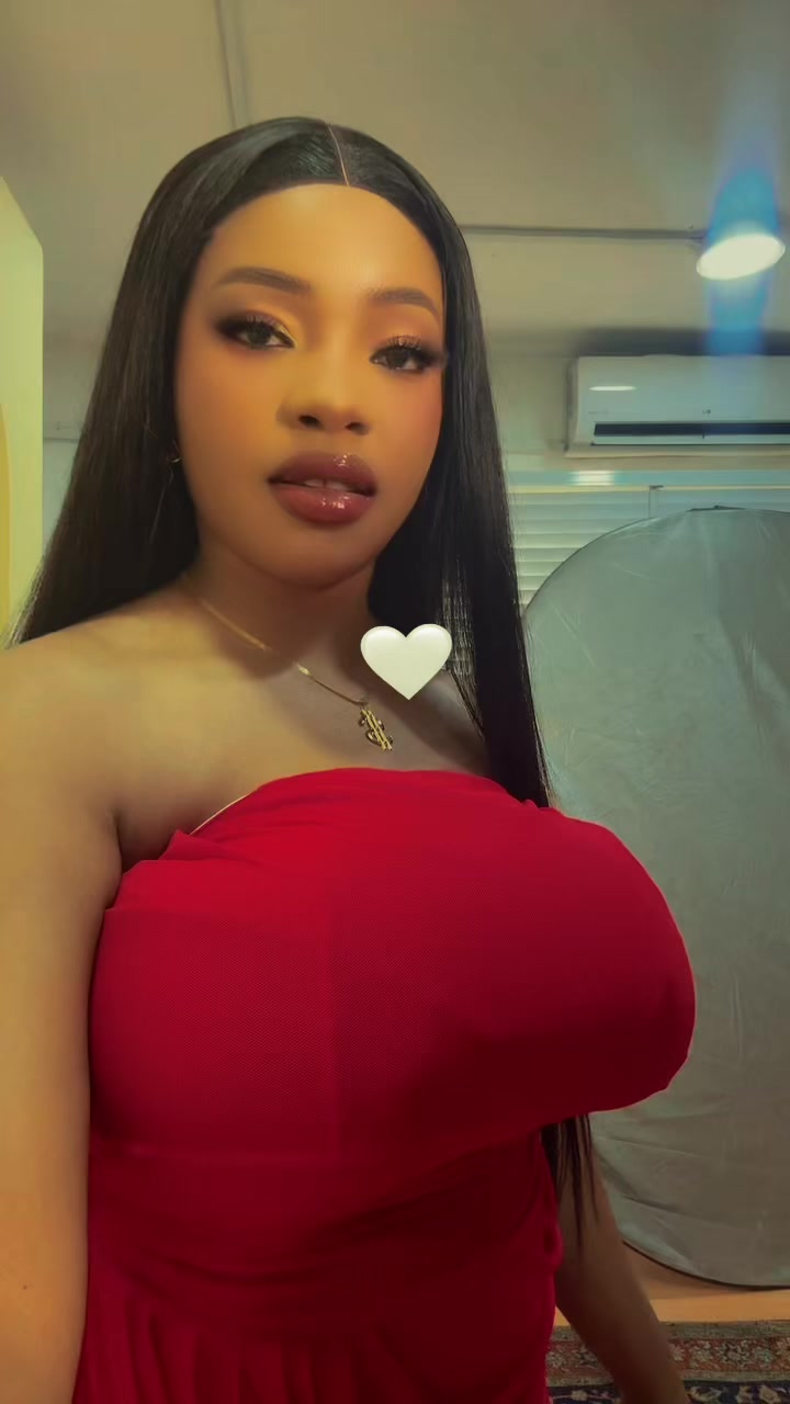 @Juicyqueen1b