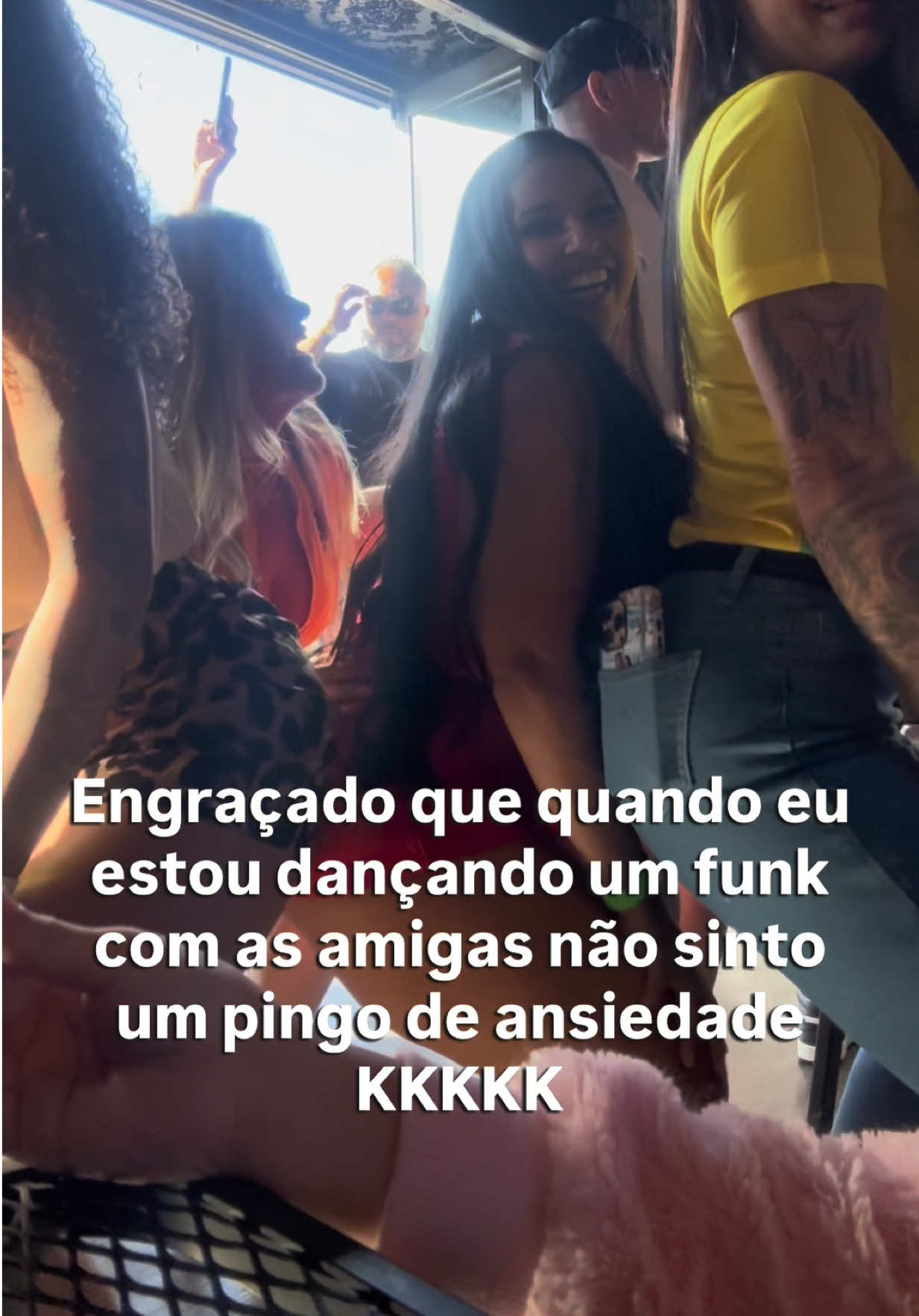 @Thaiane Lima 🇧🇷/🇺🇸