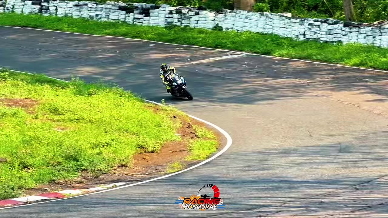 @426mike🇭🇳