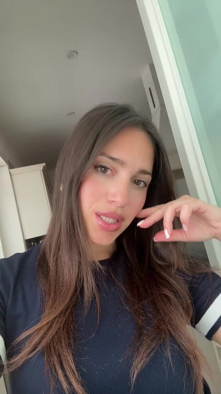 @SaraFerrone