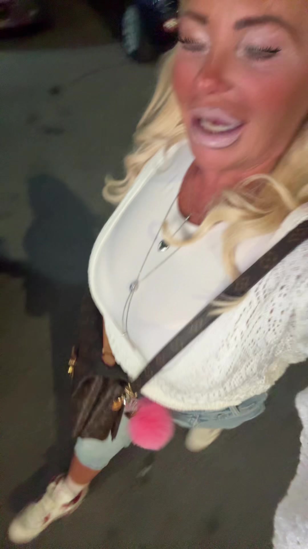 @Angela