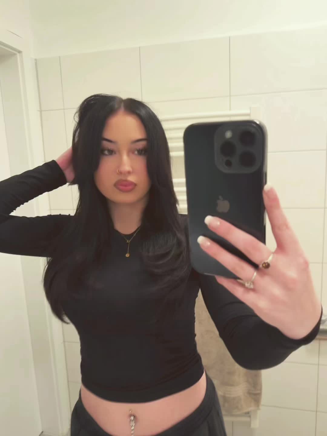 @emelayaaa