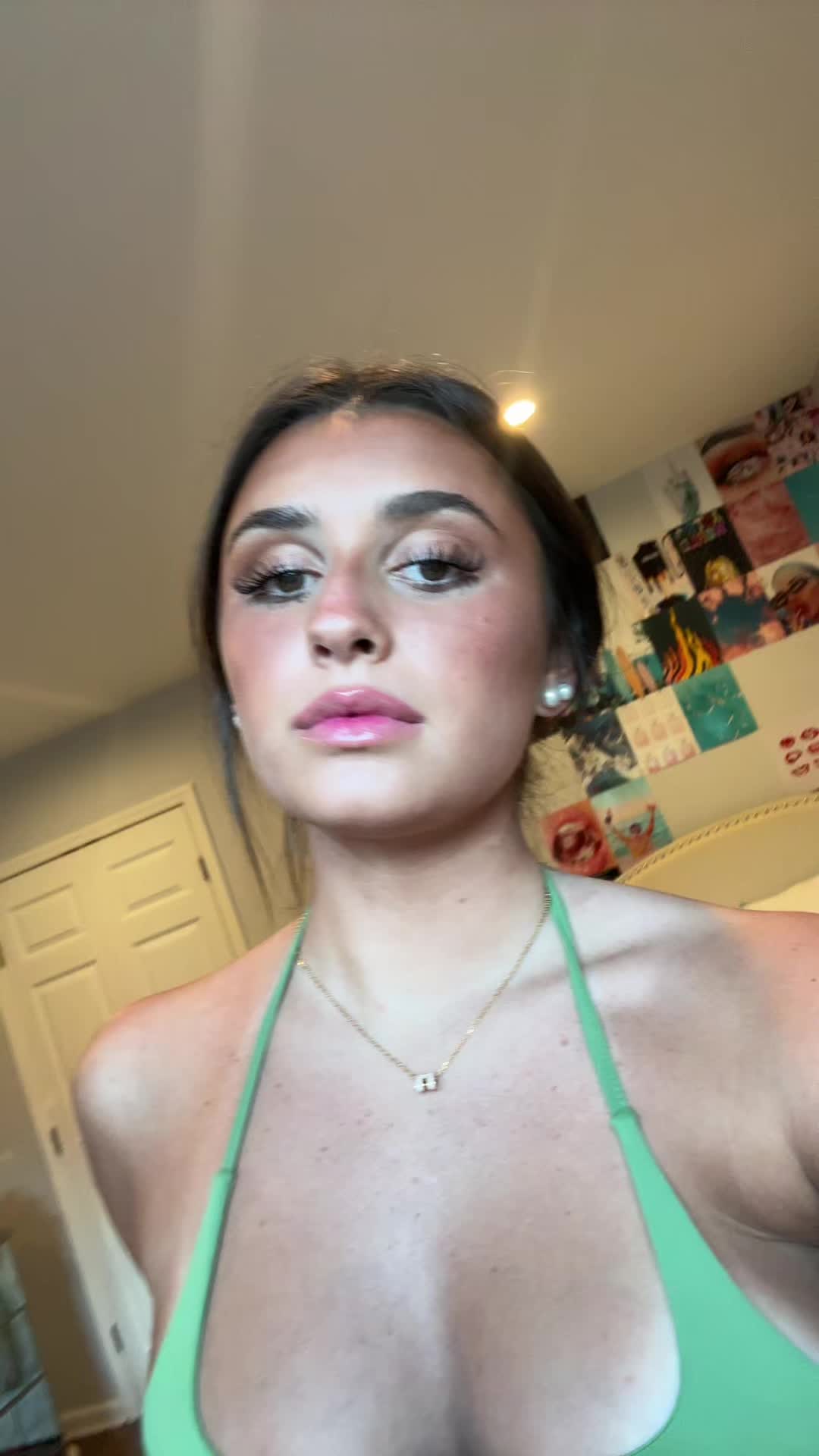 @abbieaskelandd