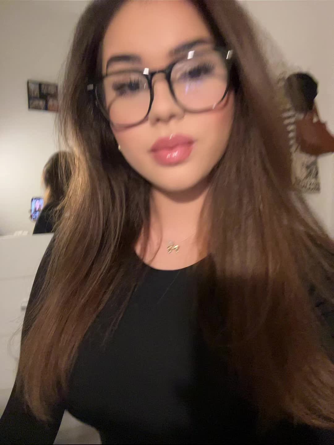 @Ema🎀