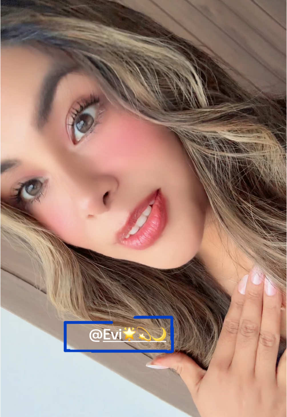 @Evi🌙🌟