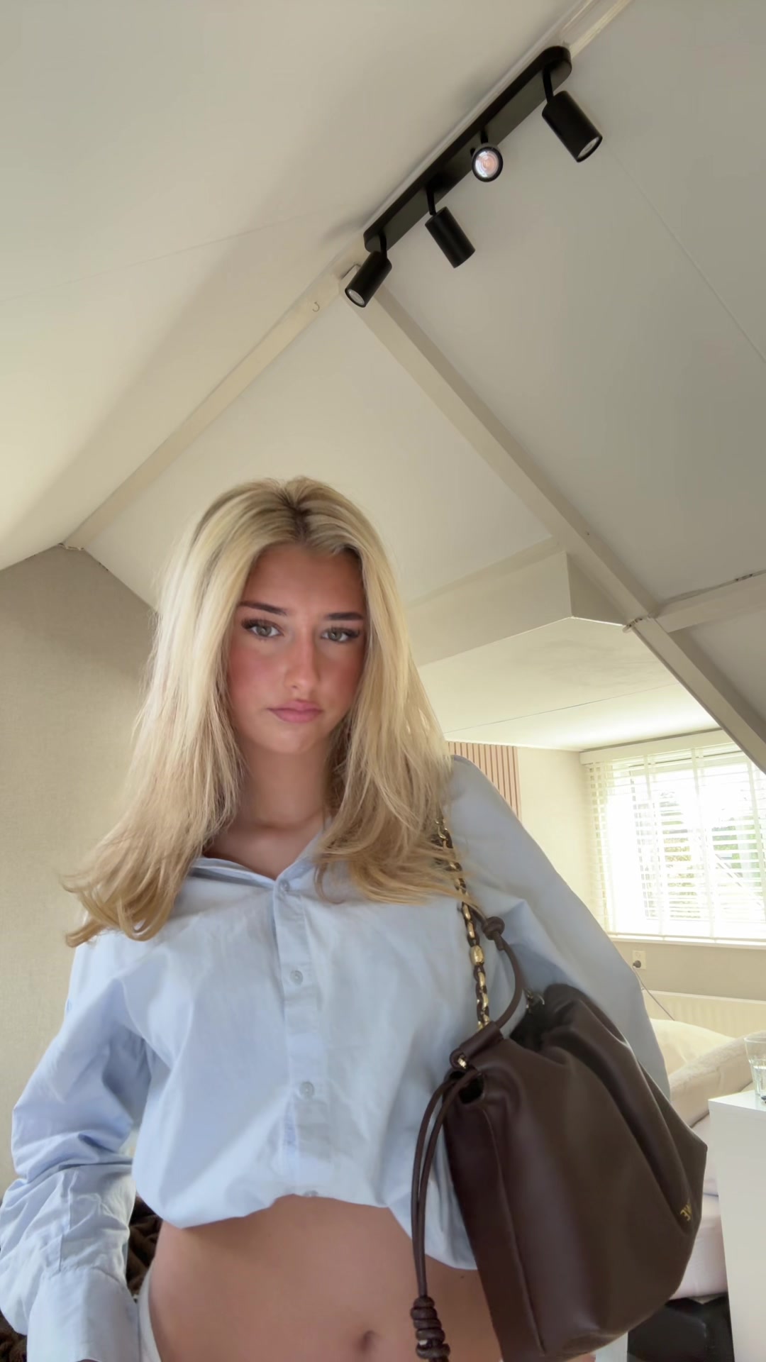 @J.L