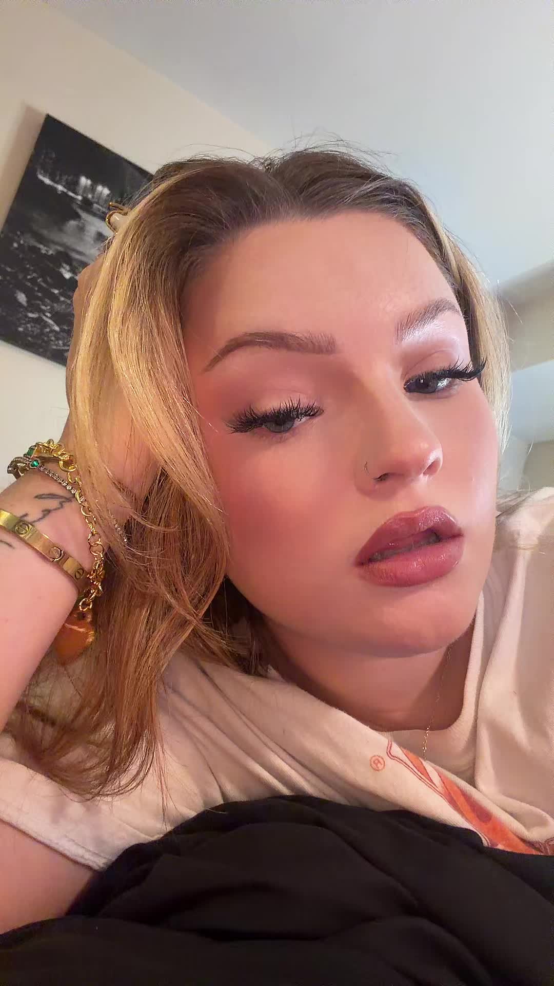@ANGELINA