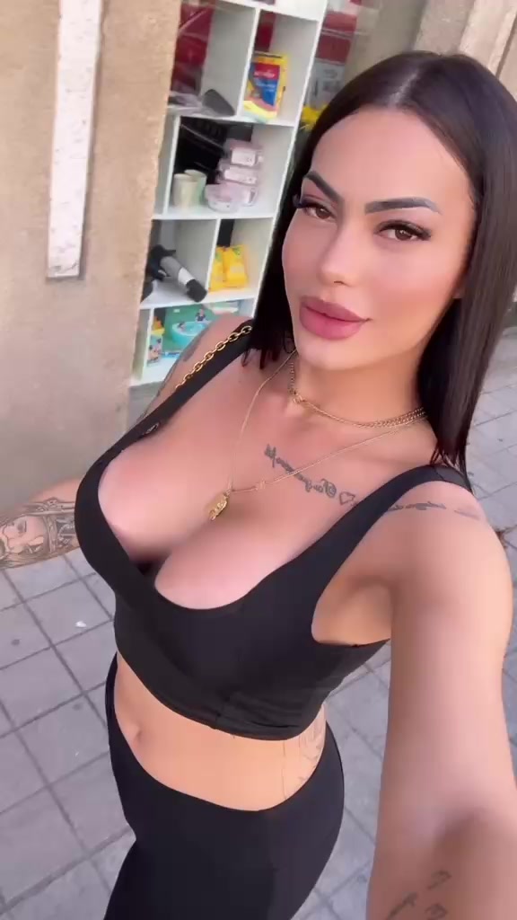 @Livia bela