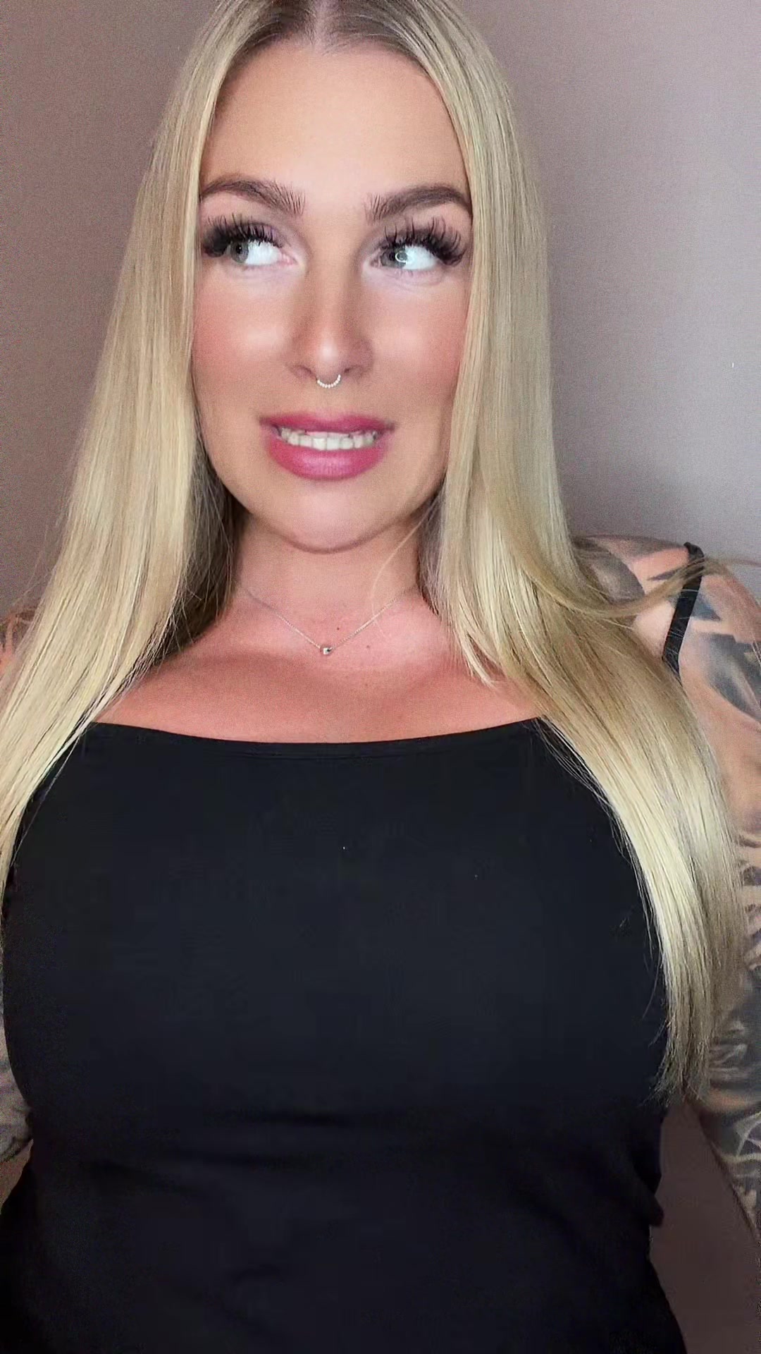 @melina.melina_
