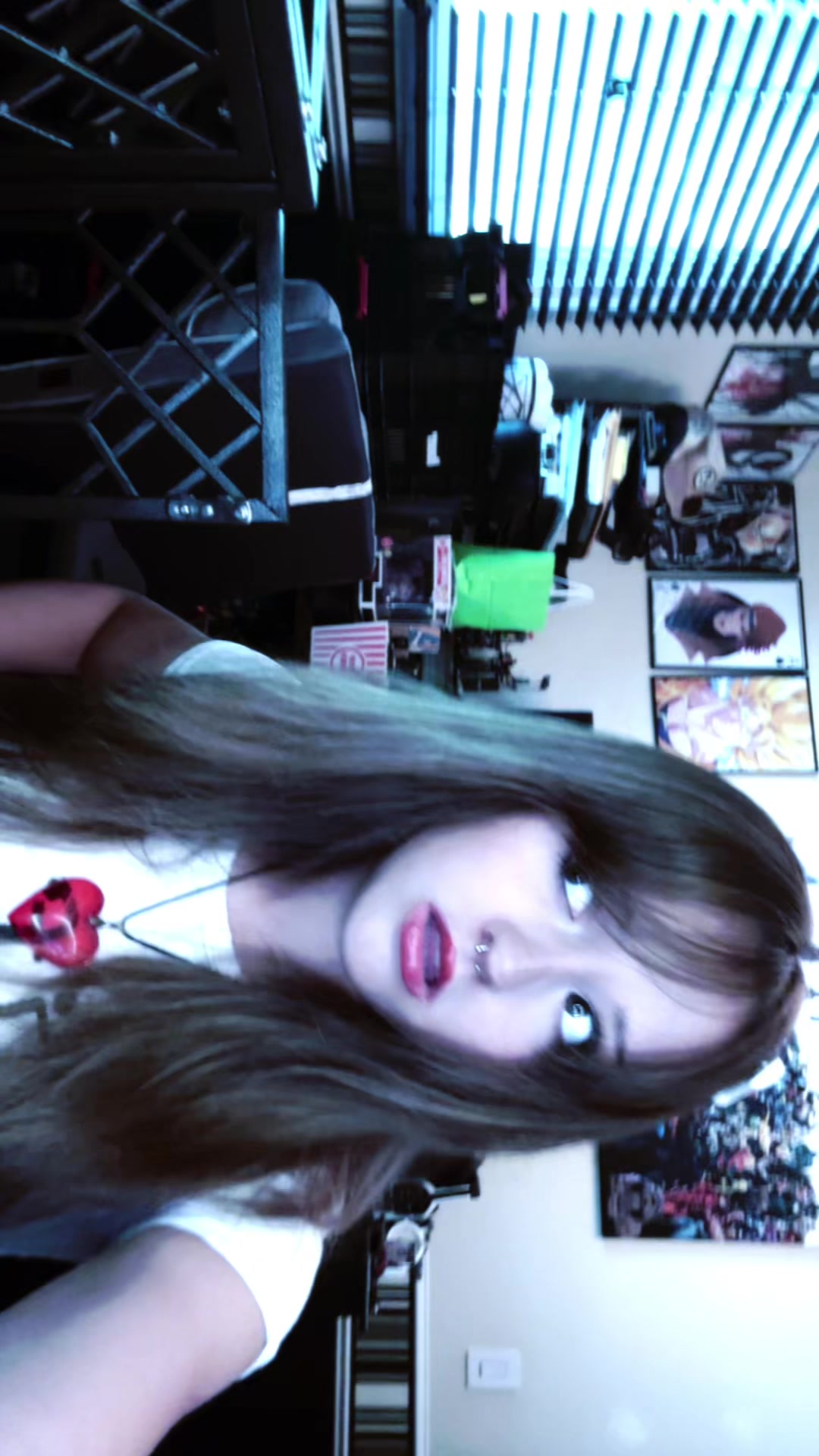 @𝑀𝒶𝒹𝑒𝓁𝓎𝓃 ˚˙•∘♪