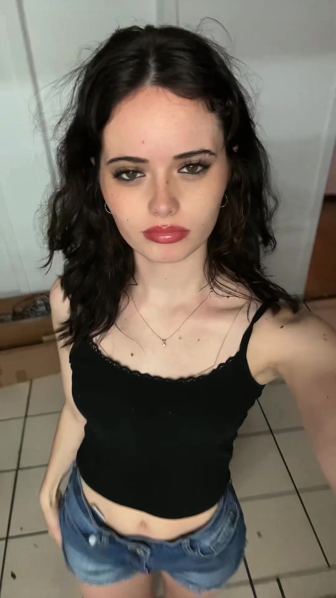 @Emily☮️