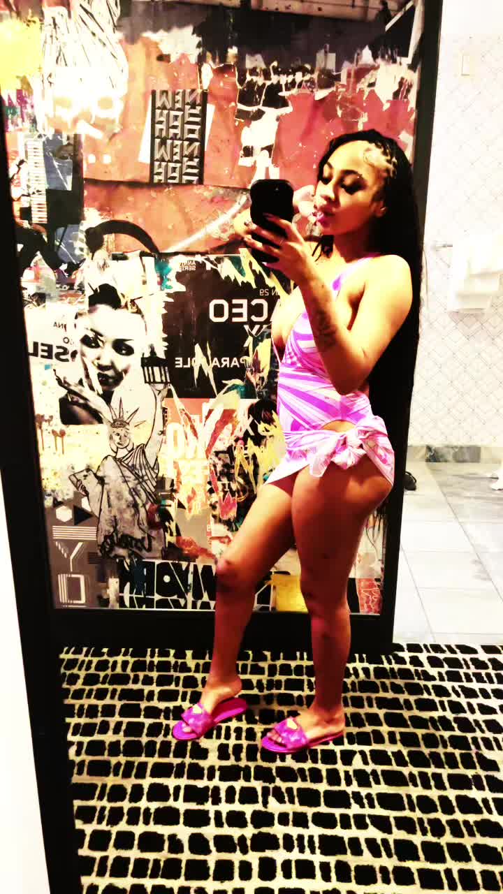 @niianalee