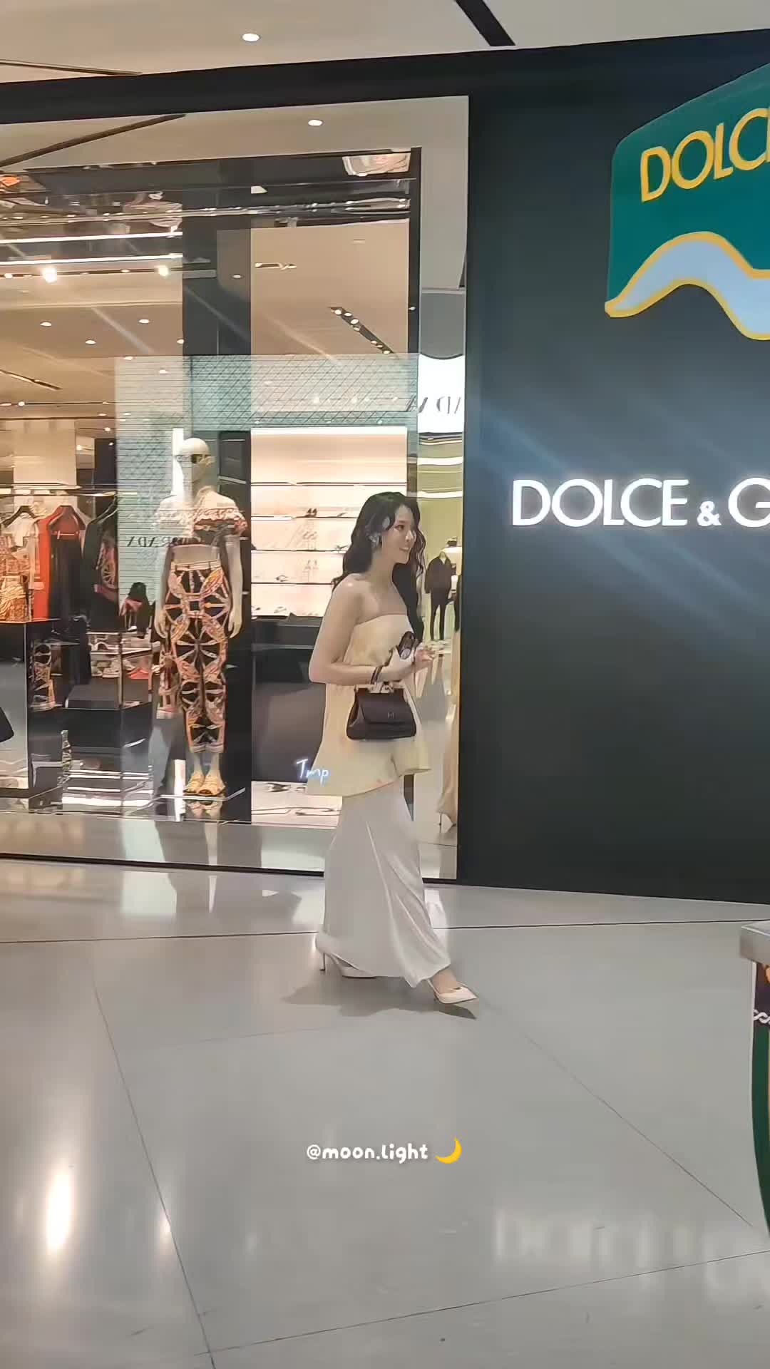 @ɱơơŋ_Ɩıɠɧɬ 🌙
