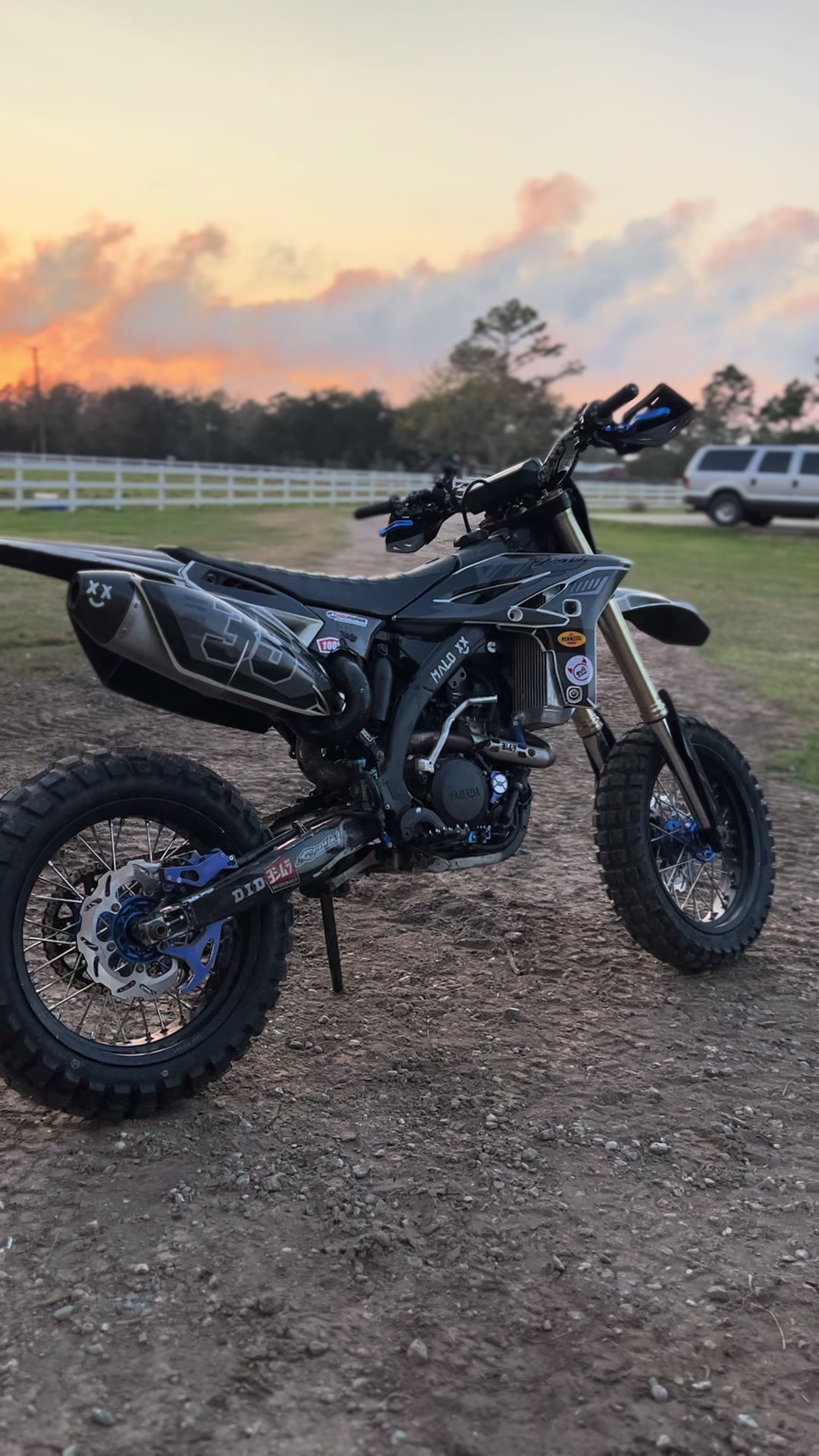 @motox_malo