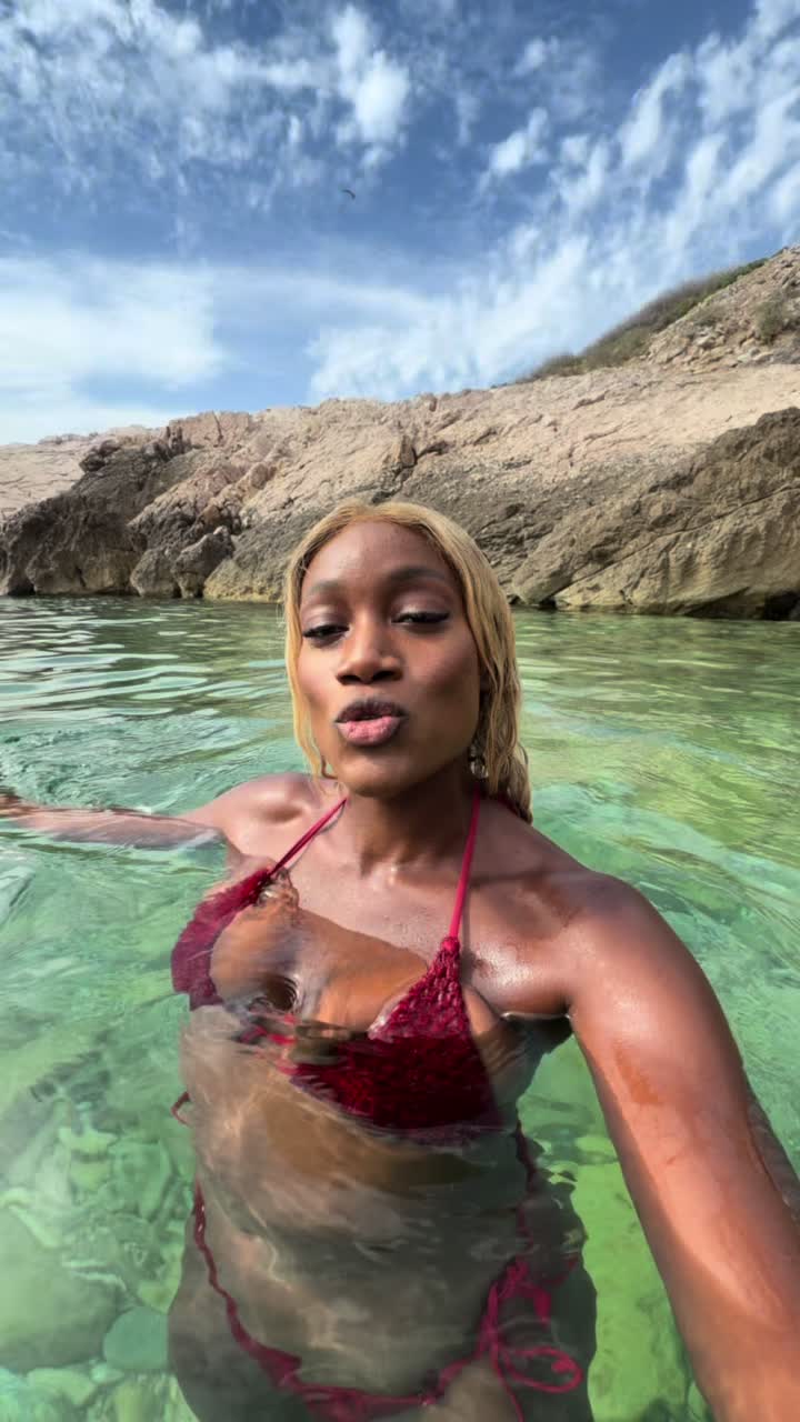 @estherdsza