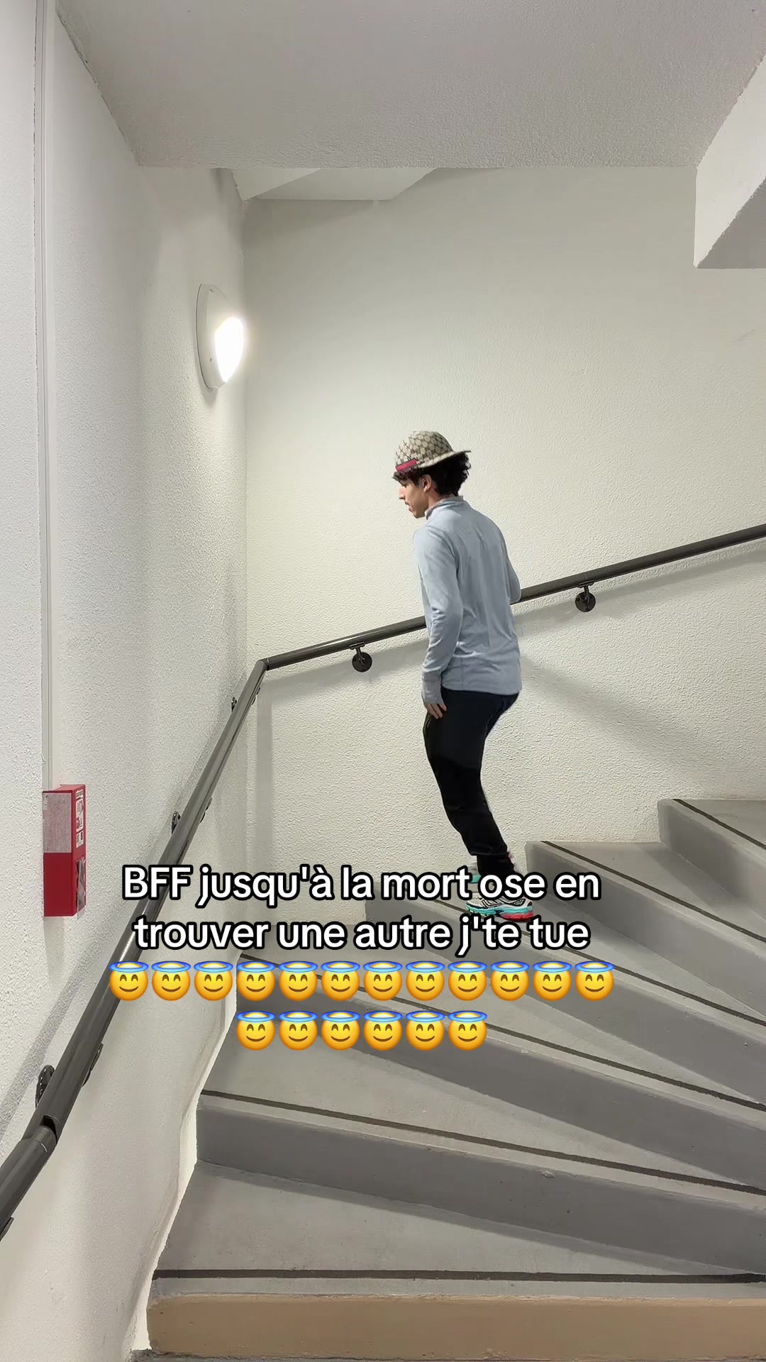 @𝙔𝙎𝙏&rsquo;🏄🏽&zwj;♂️