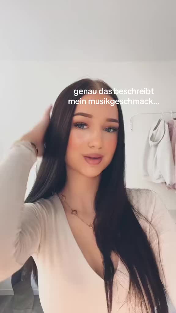 @๐๐๐ฅ๐ข๐ง๐